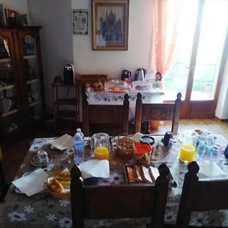 Couette-café Ai Canarbin - Colline Di