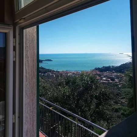 Ai Canarbin - Colline Di Couette-café Lerici