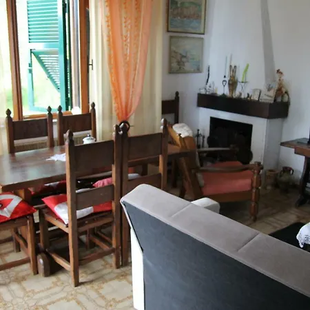 Ai Canarbin - Colline Di Bed & Breakfast Lerici